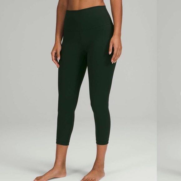 lululemon athletica Pants - Lululemon Wunder Under High-Rise Crop 23” Sz 10 in Rainforest Green